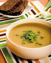 Суп-пюре из картофеля с грибами и зеленым луком