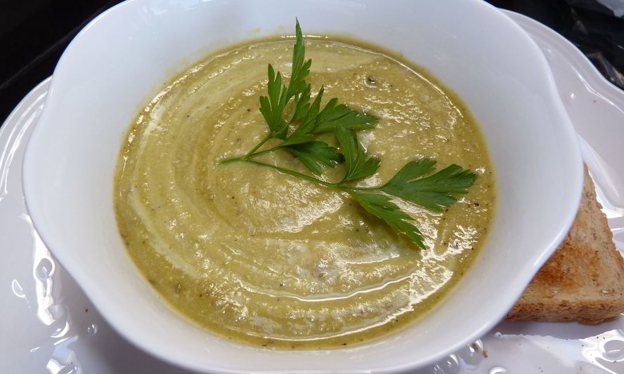 Рецепт супа-пюре из консервированного горошка