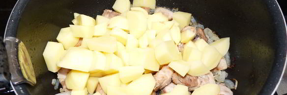 суп-пюре из консервированного горошка