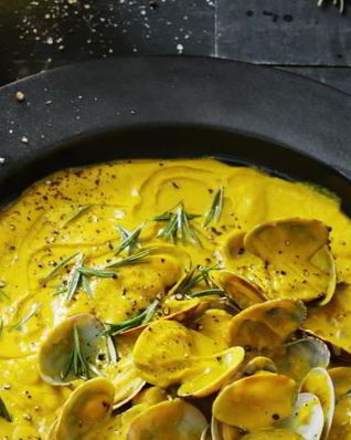 Суп пюре из нута с ракушками