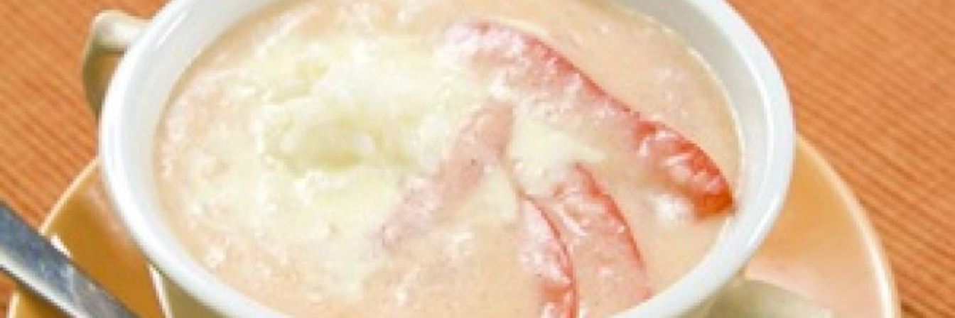 Суп-пюре из риса, лука и помидоров