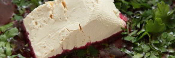 суп-пюре из свеклы с яблоками и крем-сыром