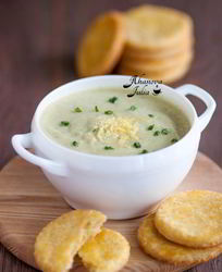 Суп-пюре из цветной капусты и цуккини