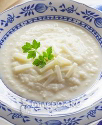 Суп-пюре из цветной капусты с сыром