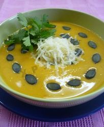 Суп пюре из тыквы с яблоками и мускатным орехом