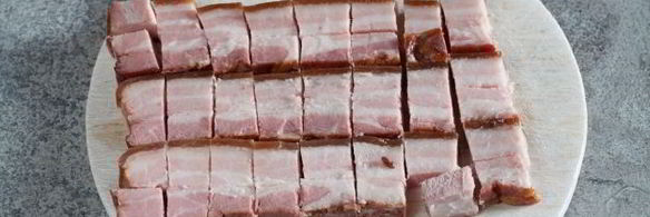 суп-пюре из зеленого горошка с беконом