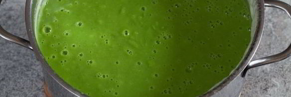 суп-пюре из зеленого горошка с беконом