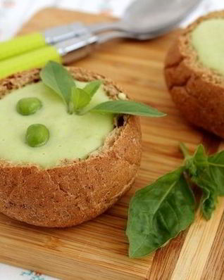 Суп-пюре из зеленого горошка