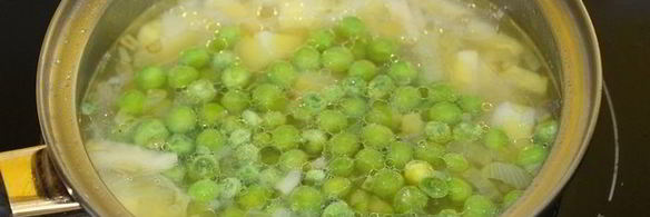 суп-пюре из зеленого горошка