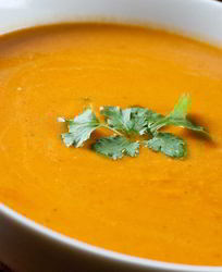 Суп-пюре с нутом и карри