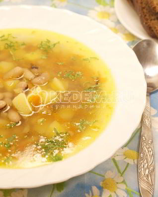 Суп с фасолью