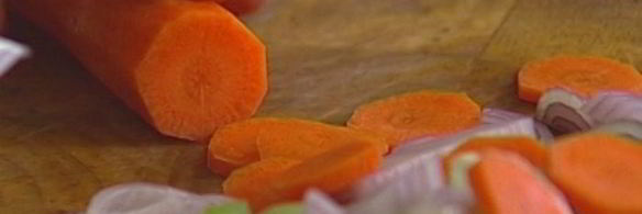 суп с миндалем и стручковой фасолью