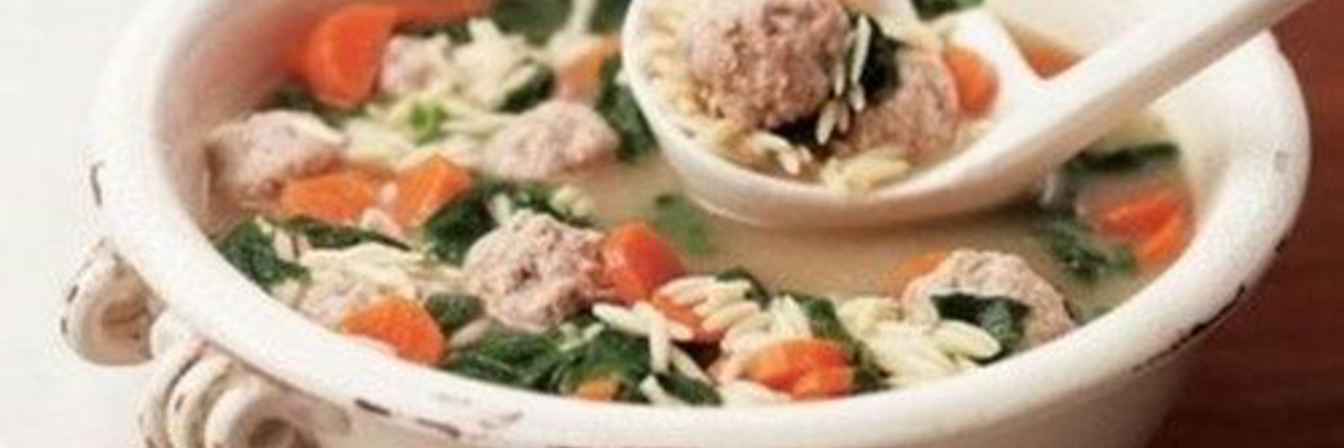 Суп с мини-фрикадельками из индейки