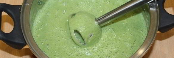 суп с цукини, шпинатом и киноа