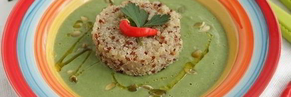 суп с цукини, шпинатом и киноа