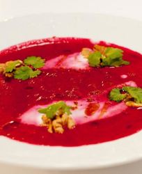 Свекольный крем-суп на кокосовом молоке