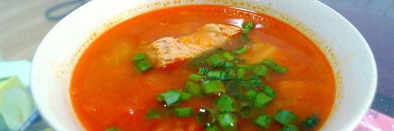 Томатный суп с говядиной