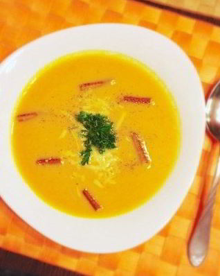 Тыквенный суп с имбирем и сливками