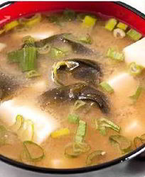 Японский мисо-суп с грибами