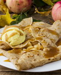 Блин с карамельным сиропом