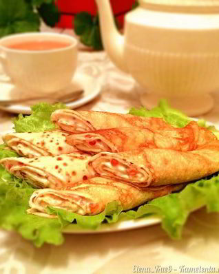 Блинчики с икрой и сливочным сыром