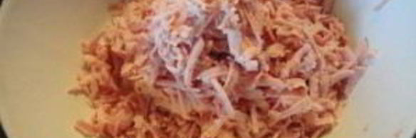 блинчики с колбасой и сыром