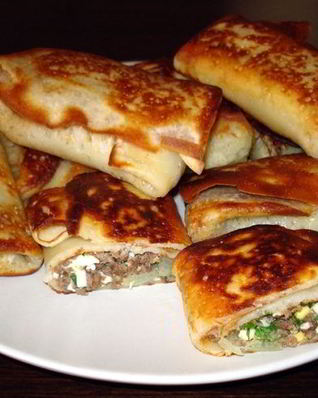 Блинчики с мясом и яйцом