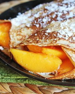 Блинчики с персиками