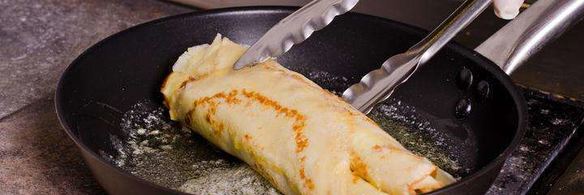 блинчики с творогом и фруктами