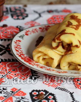 Блинчики с творогом и изюмом