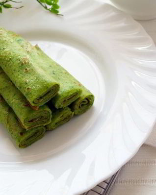 Блины из шпината с начинкой
