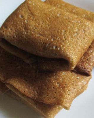 Блины на сыворотке с начинкой из сельди