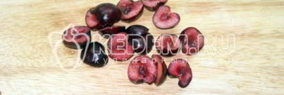 блины с фруктовой начинкой