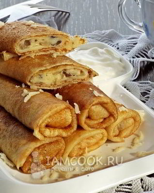 Блины с грибами и сыром