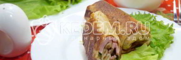 фаршированные блины с колбасой и грибами