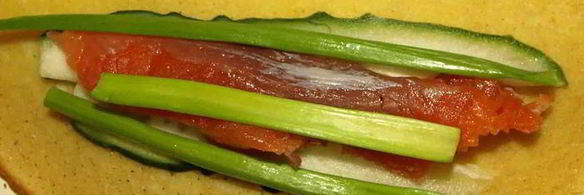 кукурузные блинчики со слабосоленой семгой