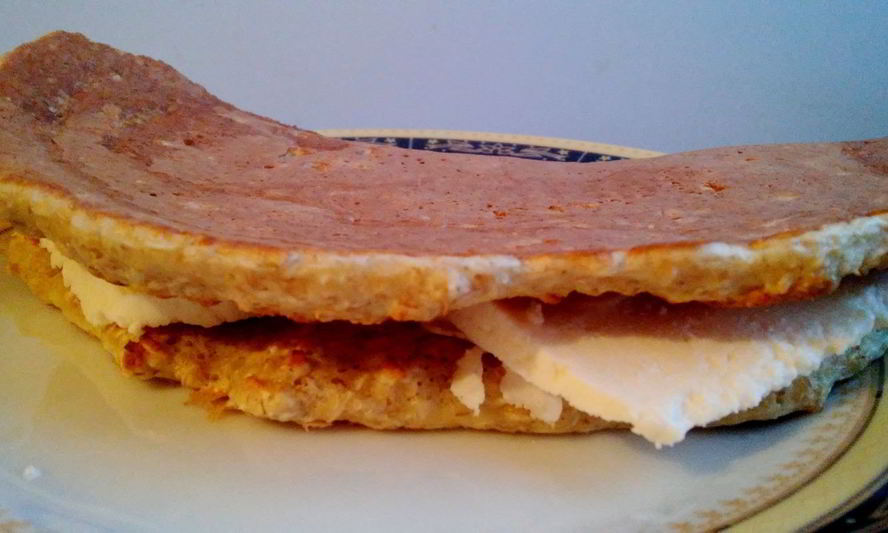 Рецепт овсяноблина с адыгейским сыром