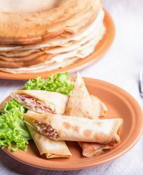 Овсяные блины с ветчиной