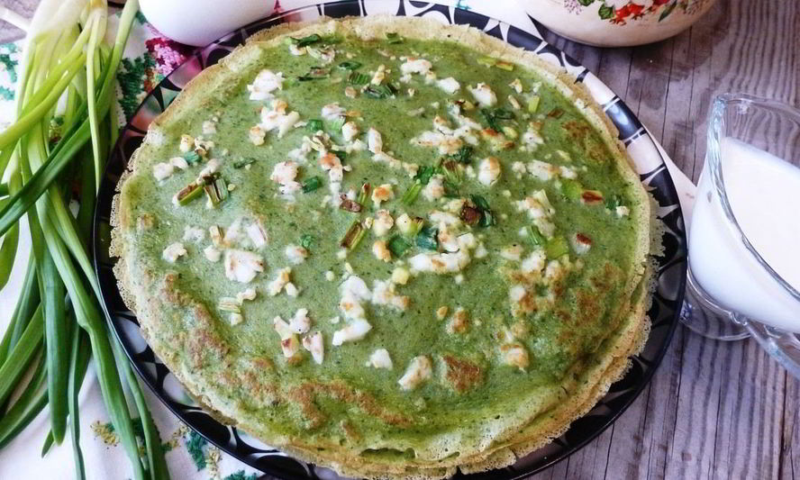 Рецепт шпинатных блинов с припеком из яйца и зеленого лука