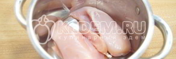 запеченные блины с курицей и грибами