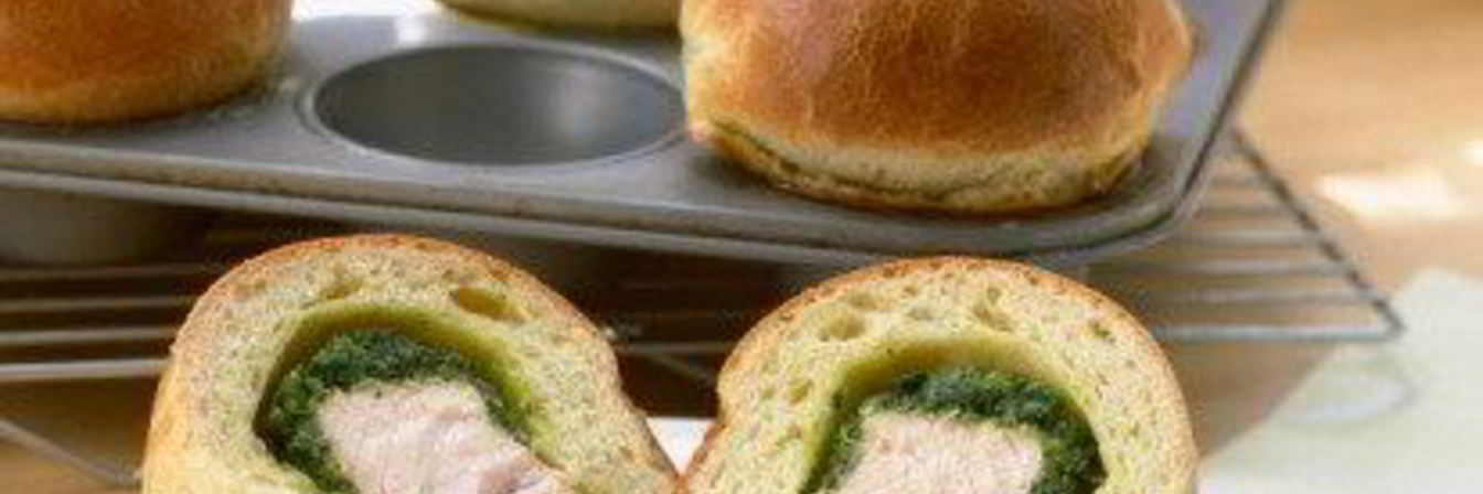 Булочки, фаршированные шпинатом и лососем