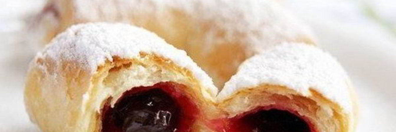 Булочки-кифлики с вареньем