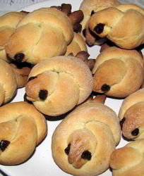 Булочки на кефире без дрожжей