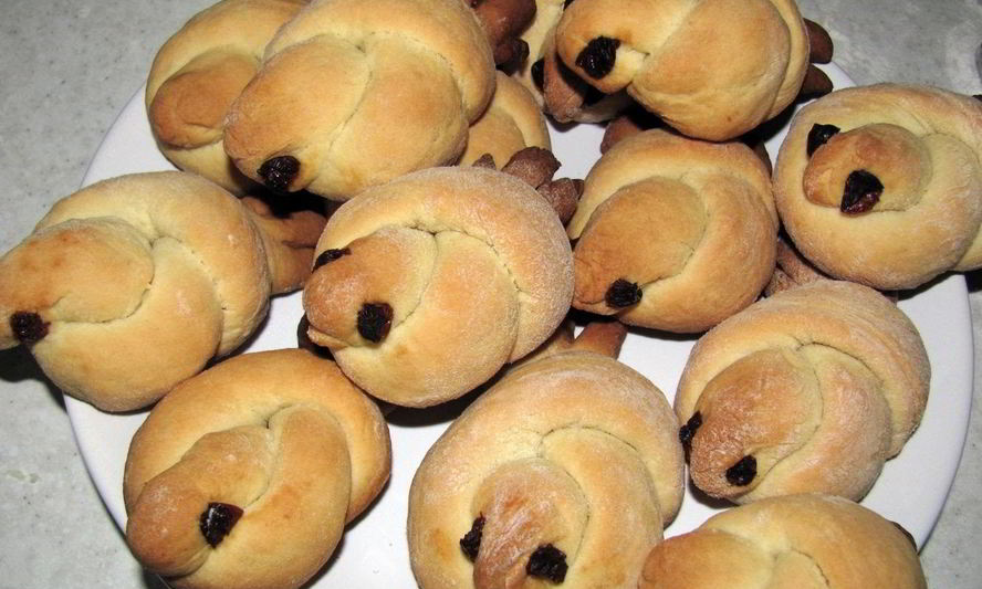 Рецепт булочек на кефире без дрожжей