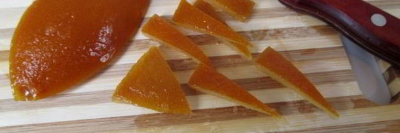 булочки персики