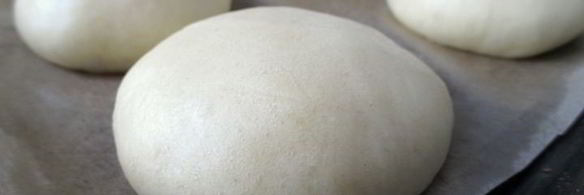 булочки персики