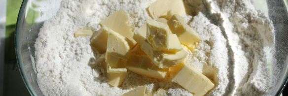 булочки с клубникой