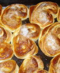 Булочки с сахаром Сладкие