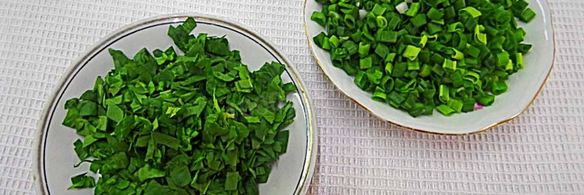 булочки с яйцами и зеленью на простокваше