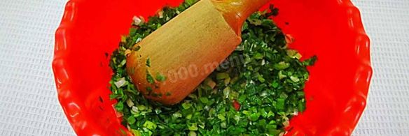 булочки с яйцами и зеленью на простокваше